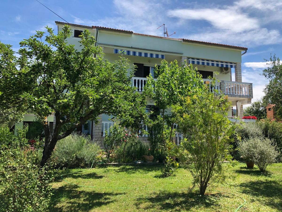Apartments Muntidor Palit 외부 사진